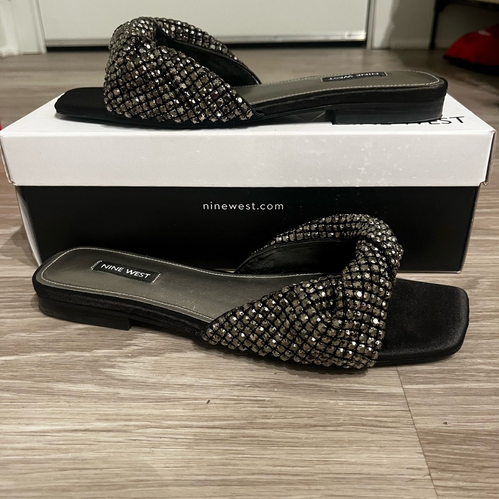 Nine West Black Flat Slide Sandals